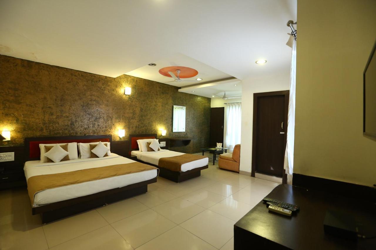 Hotel Paradise إندور المظهر الخارجي الصورة